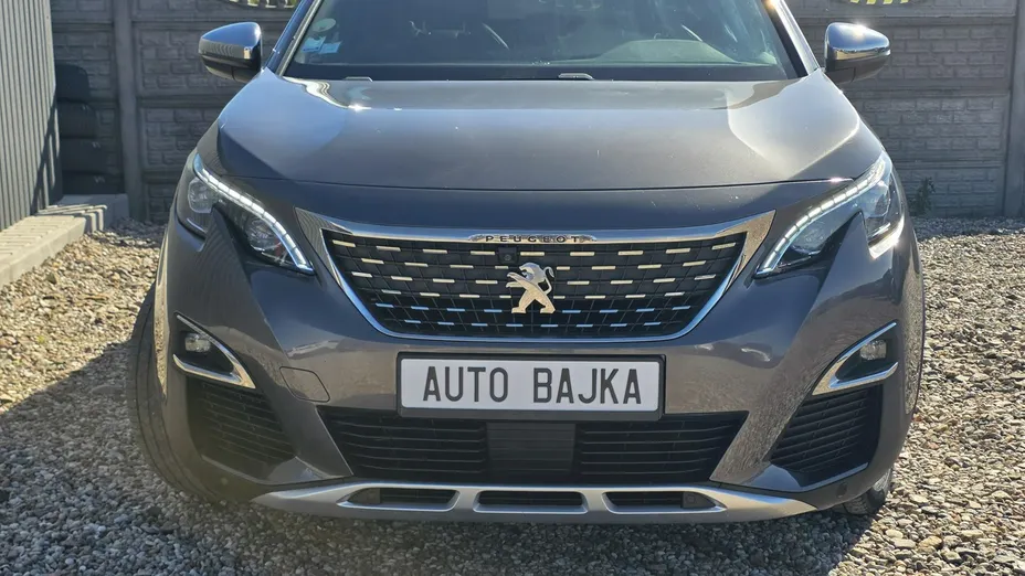 PEUGEOT 3008 -
