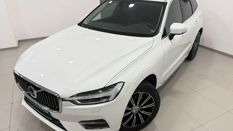 VOLVO XC60 -