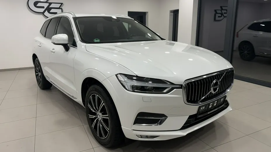 VOLVO XC60 -