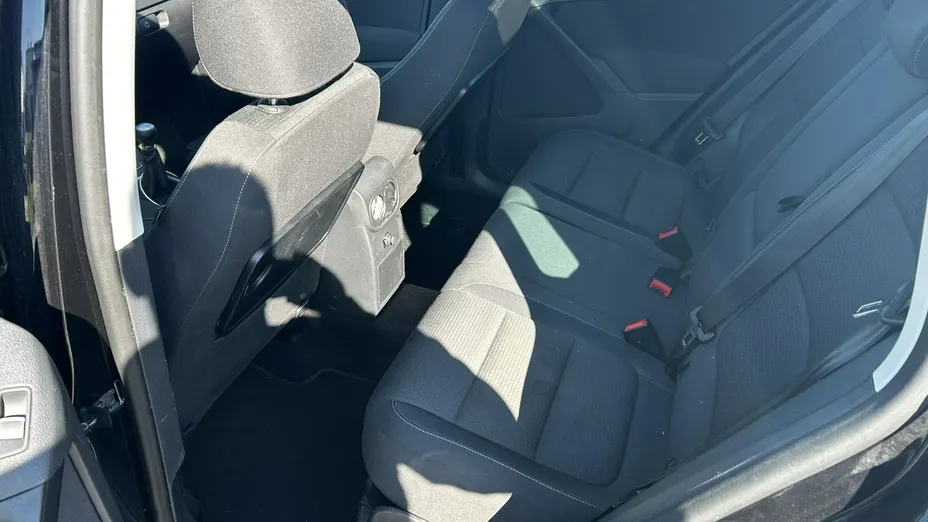 VOLKSWAGEN Tiguan -