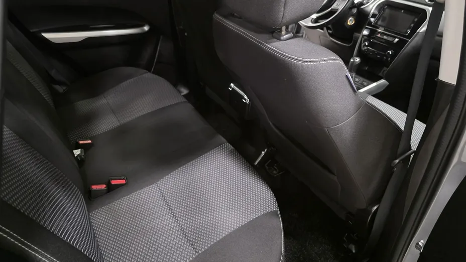 SUZUKI Vitara -