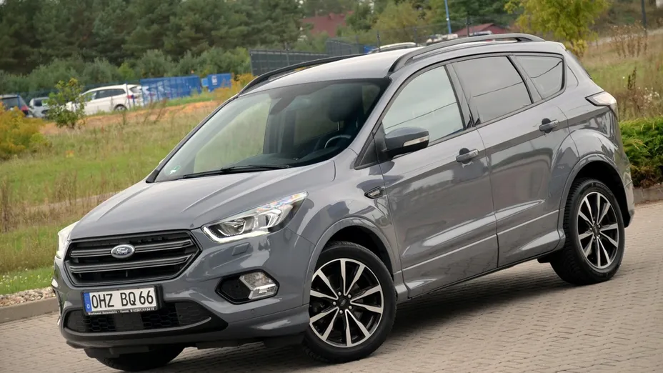 FORD Kuga -