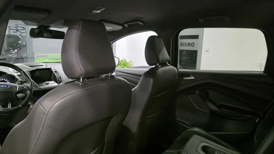 FORD Kuga -