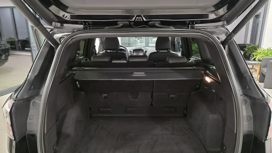FORD Kuga -