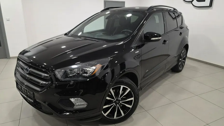FORD Kuga -