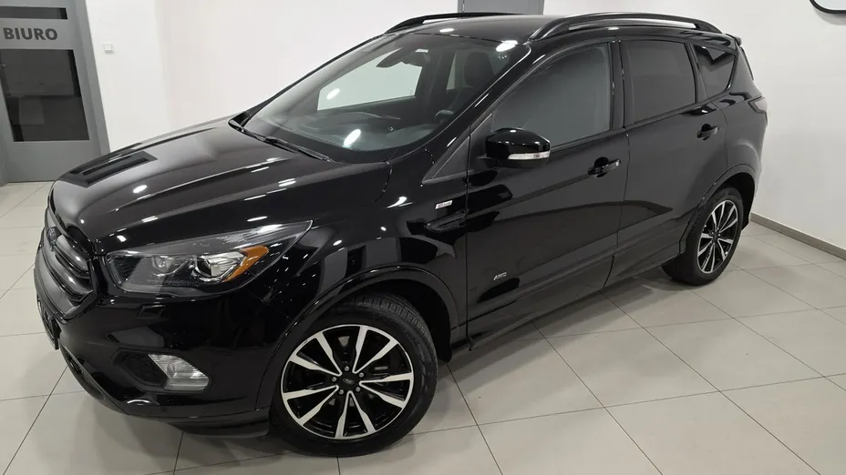 FORD Kuga -