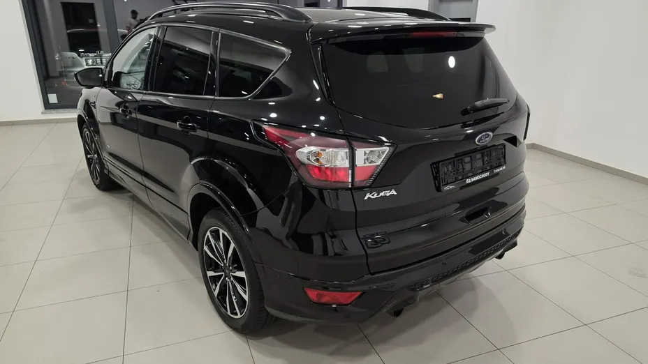 FORD Kuga -