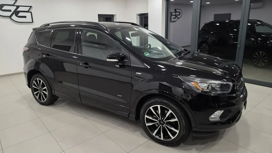 FORD Kuga -