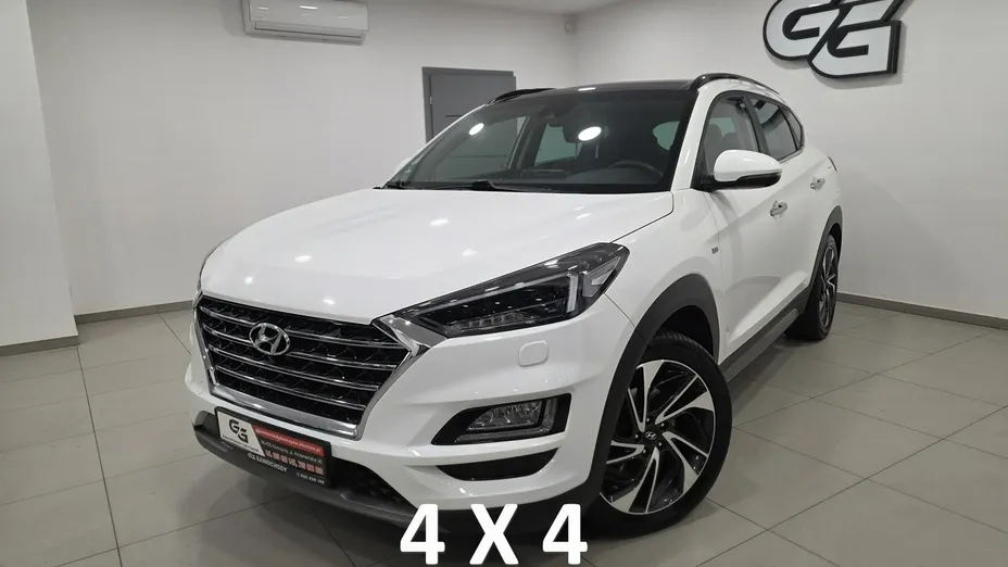 HYUNDAI Tucson -