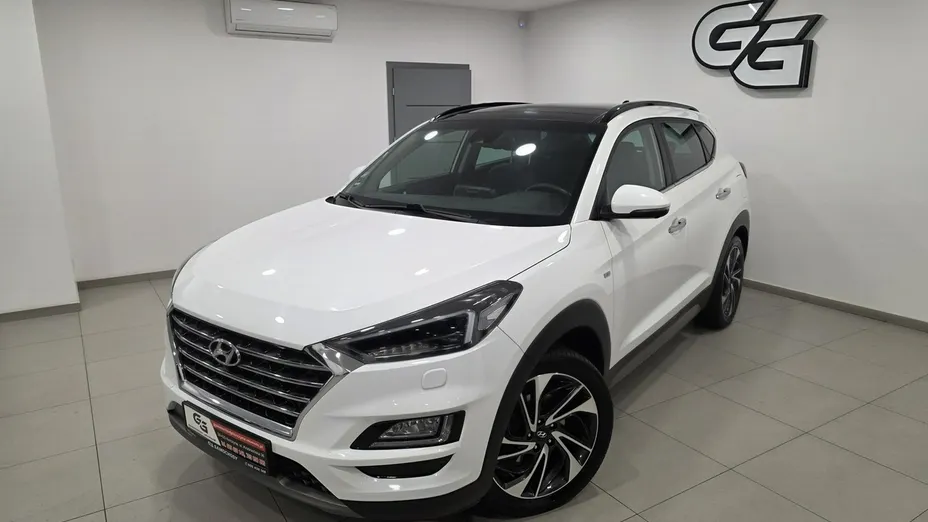 HYUNDAI Tucson -