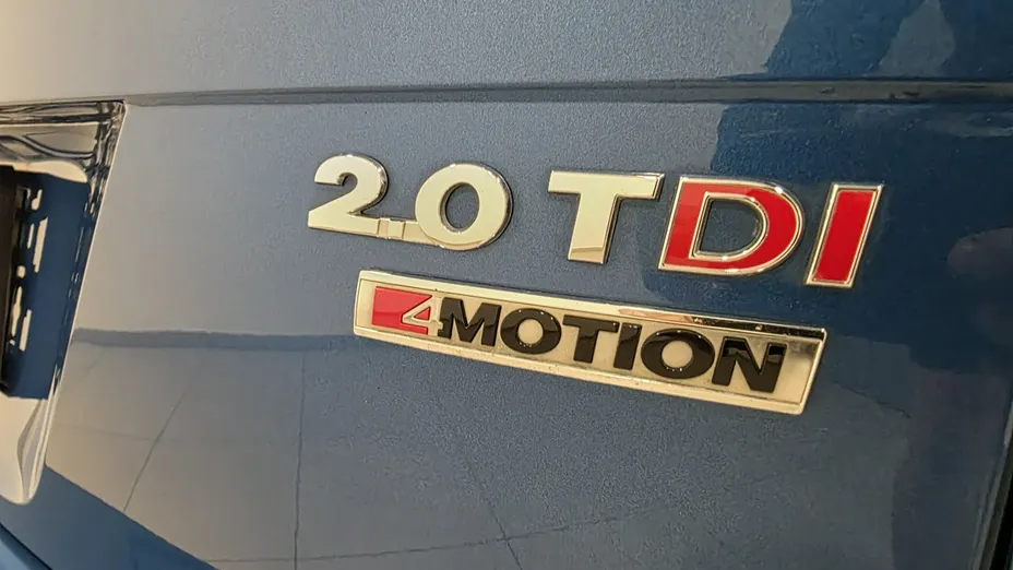 VOLKSWAGEN Tiguan -
