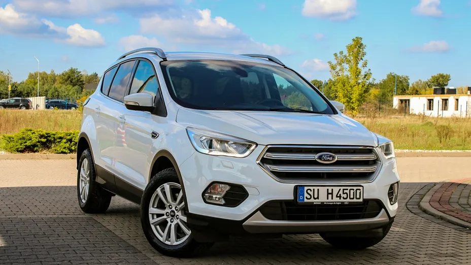 FORD Kuga -