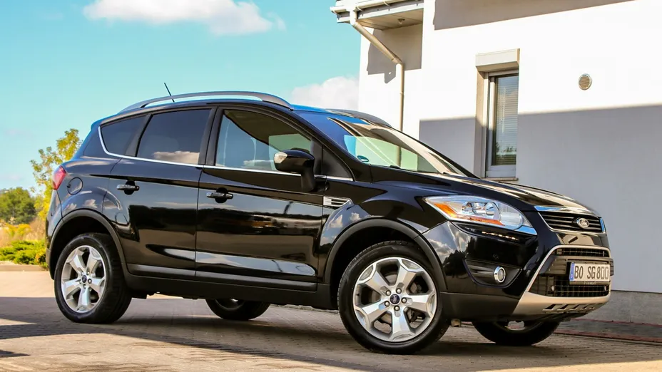 FORD Kuga -
