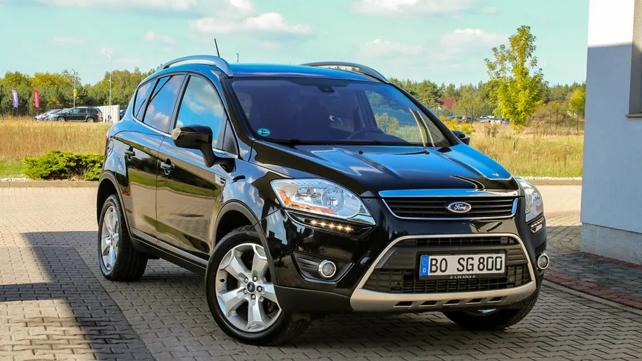 FORD Kuga -