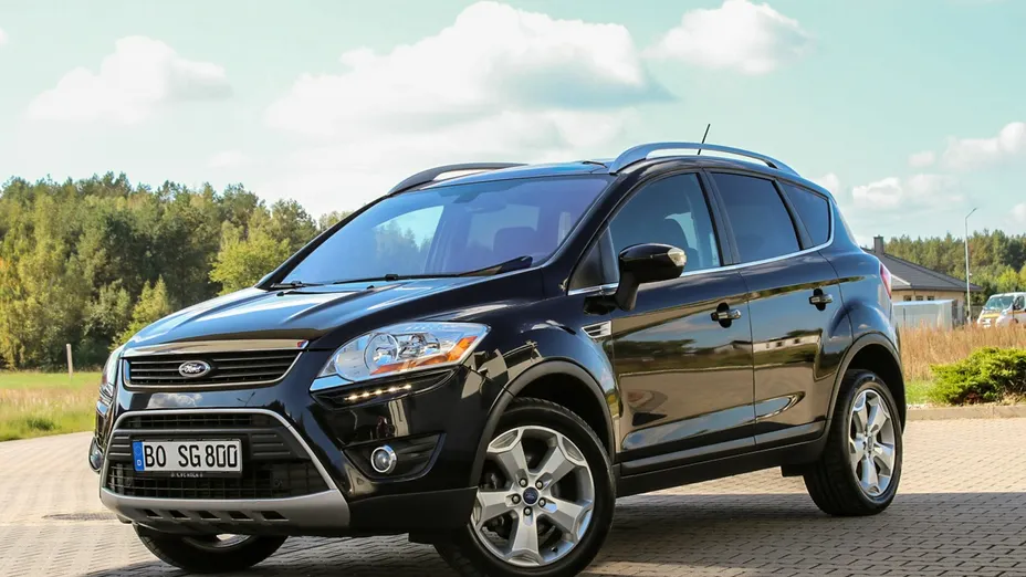 FORD Kuga -