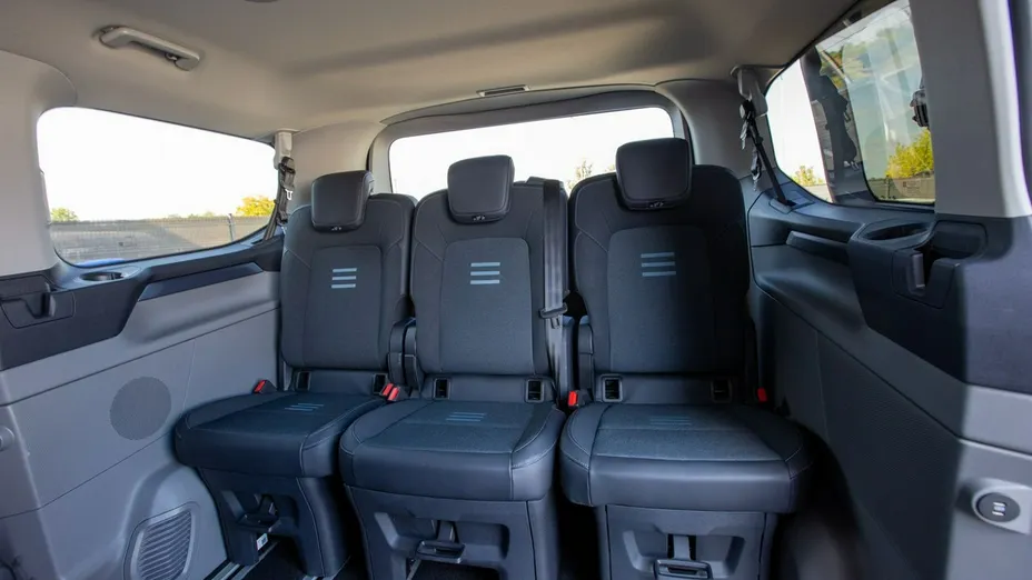 FORD Tourneo Custom -