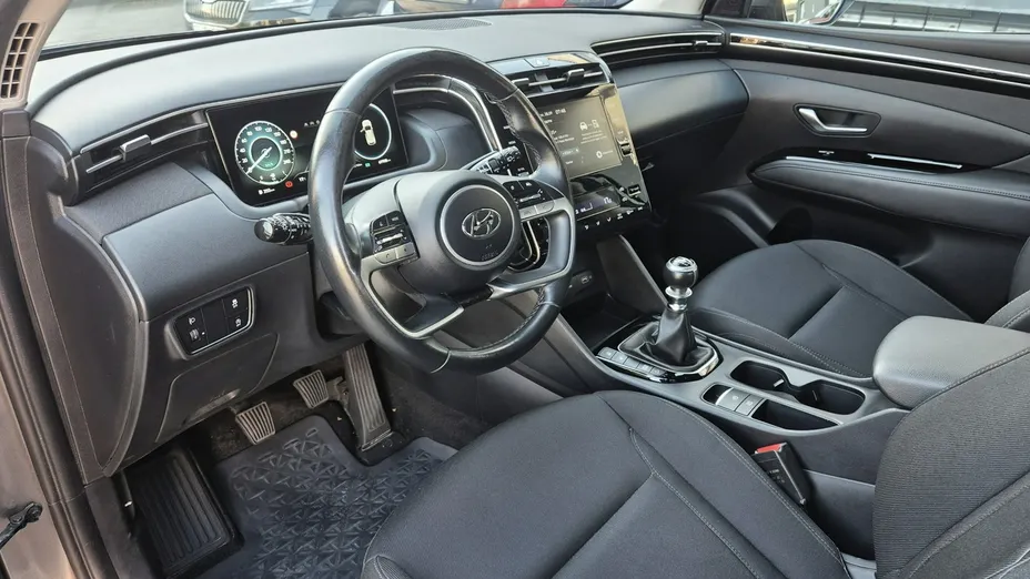 HYUNDAI Tucson -