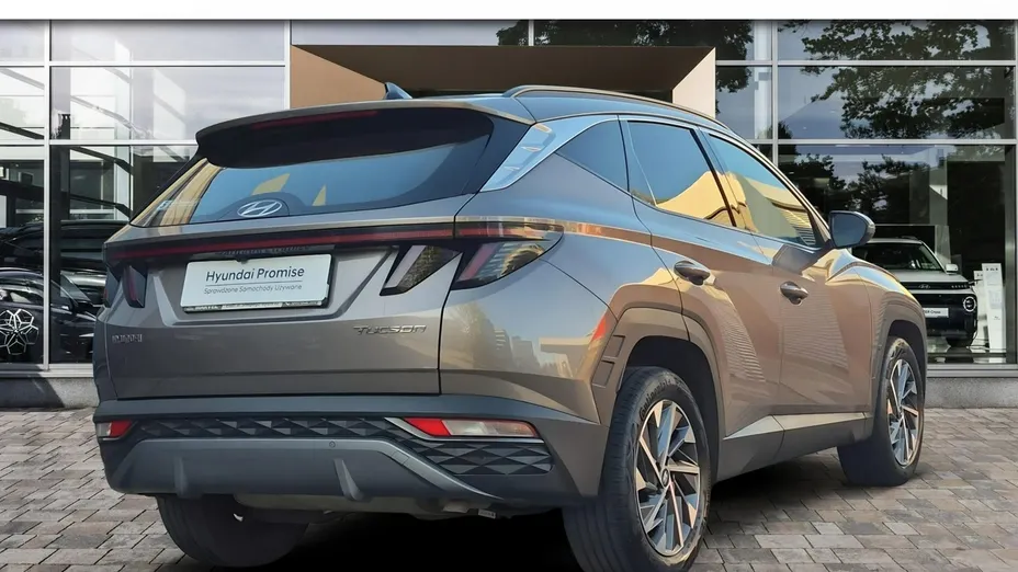 HYUNDAI Tucson -