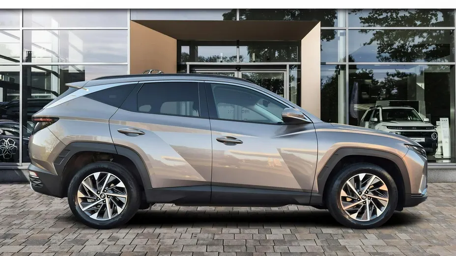 HYUNDAI Tucson -