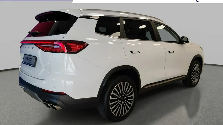 CHERY Tiggo 8 -