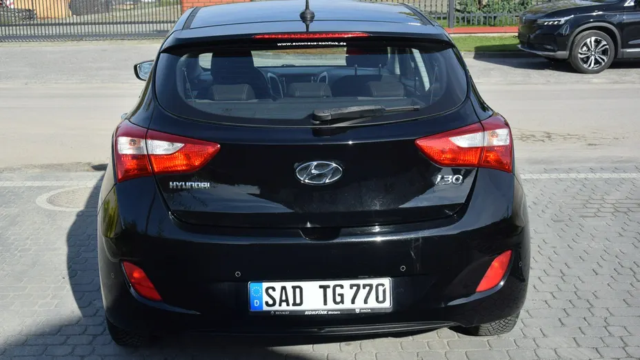 HYUNDAI i30 -