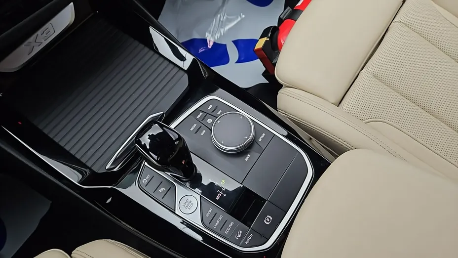 BMW X3 -