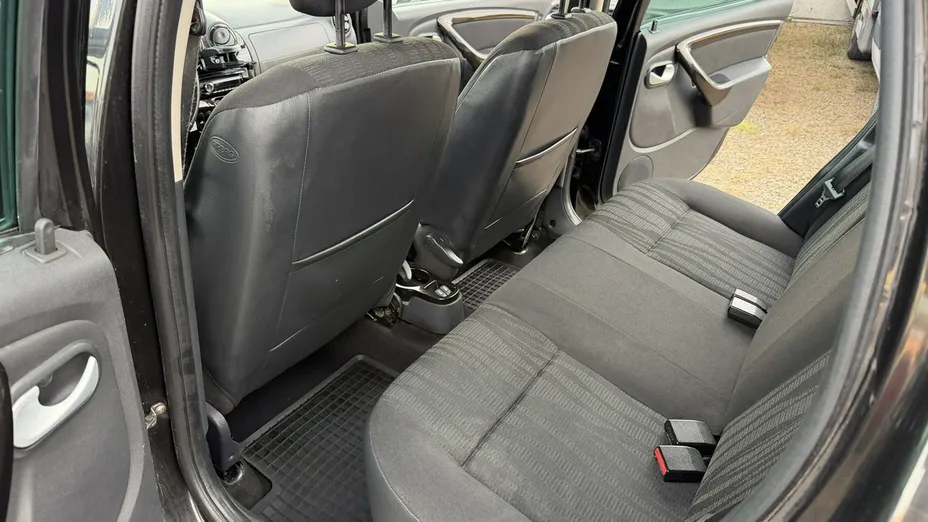 DACIA Duster -