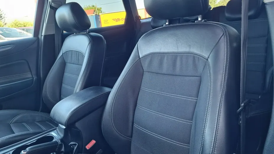 FORD Mondeo -