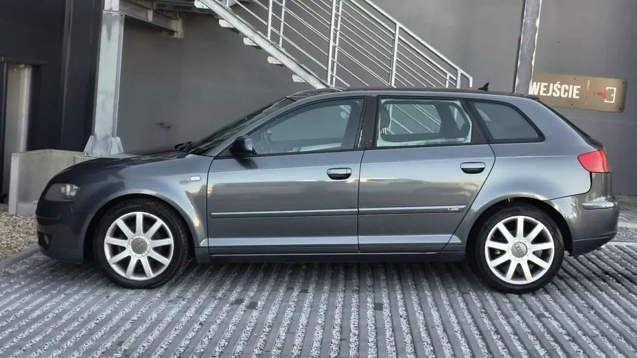 AUDI A3 Sportback -