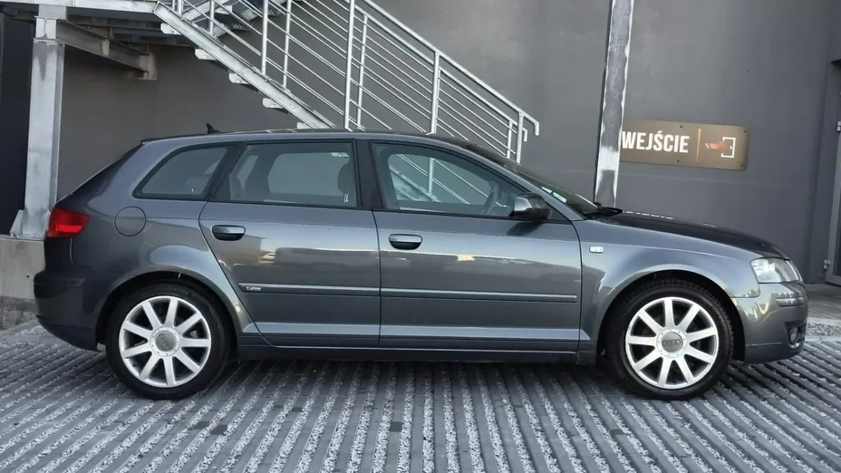 AUDI A3 Sportback -