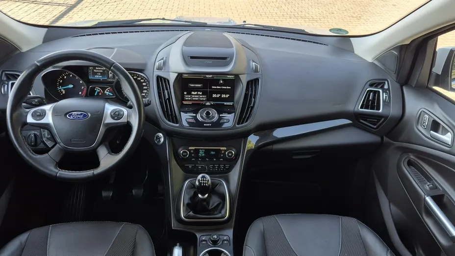 FORD Kuga -