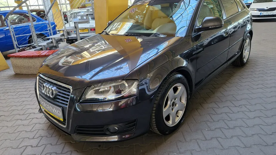 AUDI A3 Sportback -