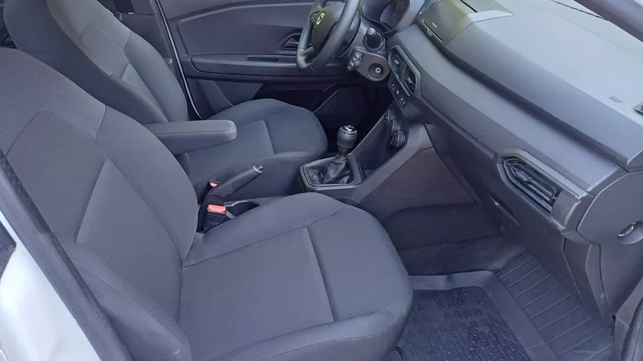 DACIA Logan -