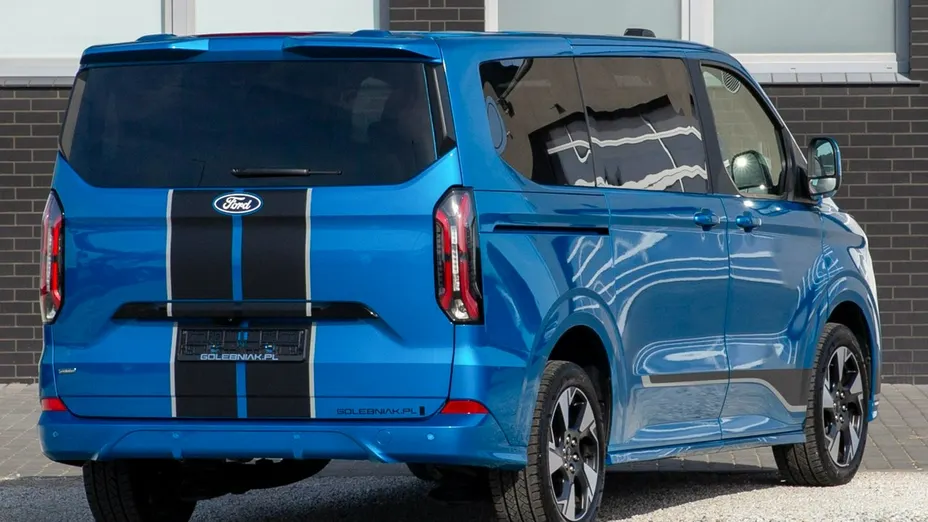 FORD Tourneo Custom -