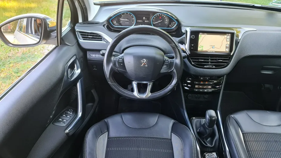 PEUGEOT 2008 -