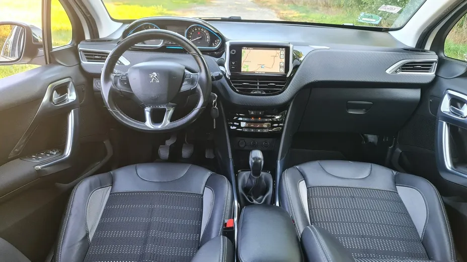 PEUGEOT 2008 -