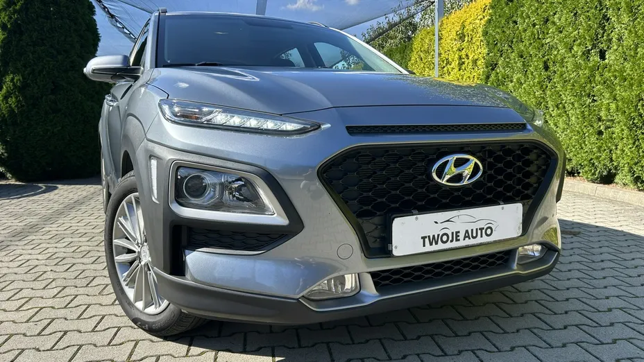 HYUNDAI Kona -