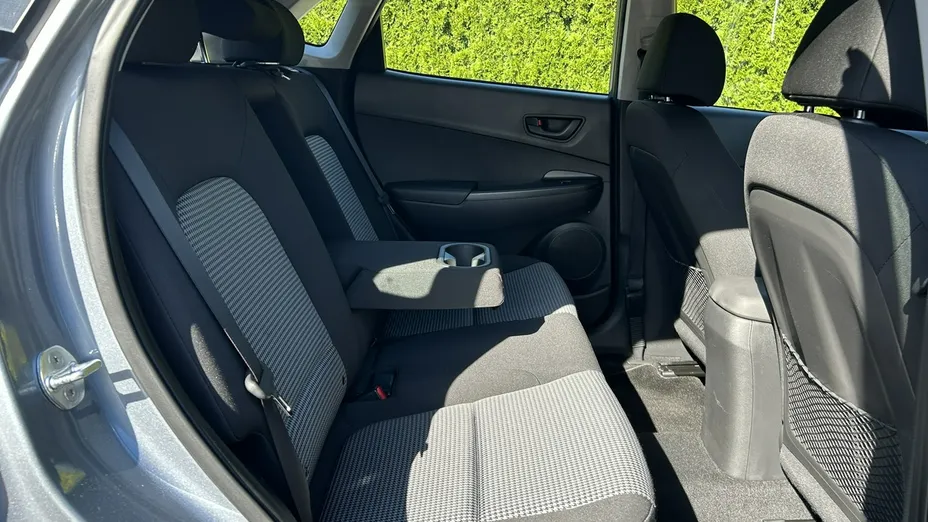HYUNDAI Kona -