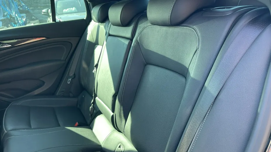 OPEL Insignia -