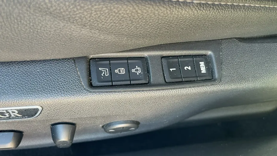 OPEL Insignia -