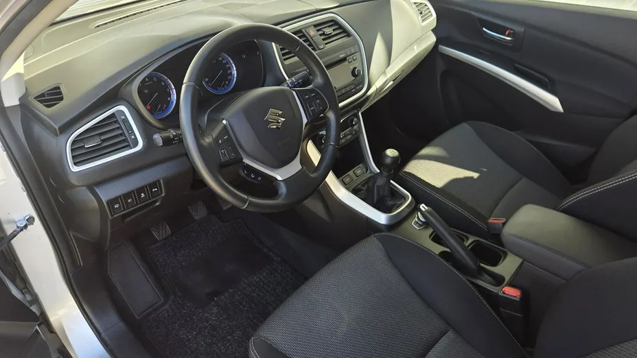 SUZUKI S-Cross -