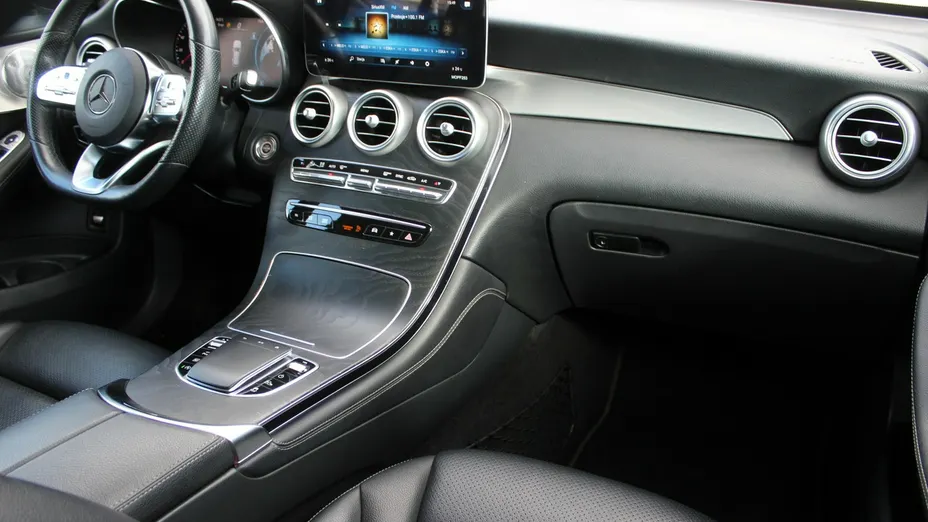 MERCEDES-BENZ GLC -