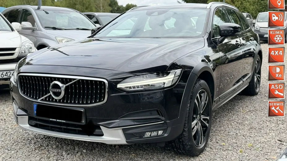 VOLVO V90 -