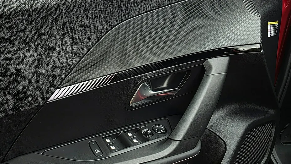 PEUGEOT 2008 -