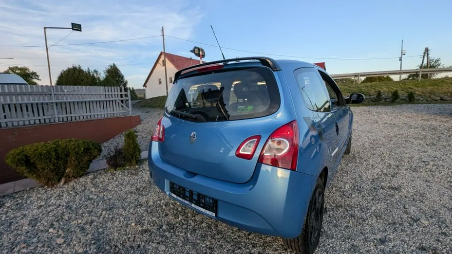RENAULT Twingo -