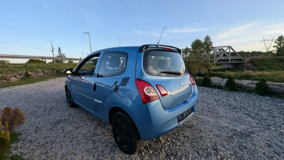 RENAULT Twingo -