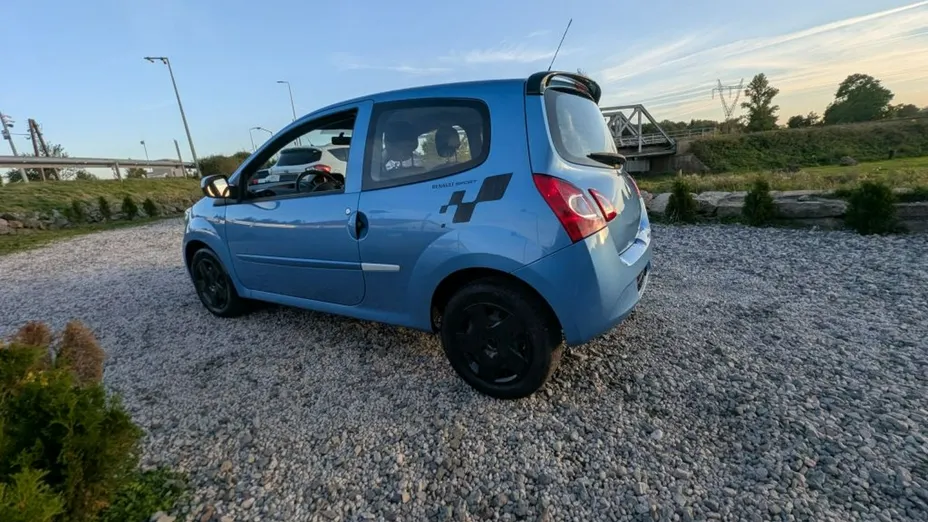 RENAULT Twingo -