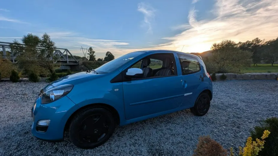 RENAULT Twingo -