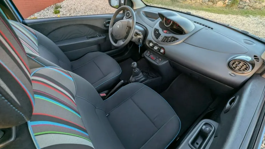 RENAULT Twingo -