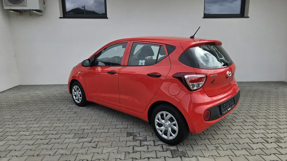 HYUNDAI i10 -
